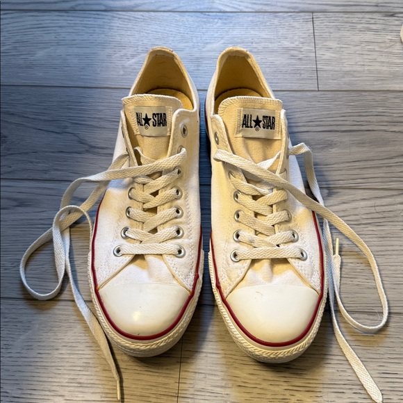 Converse All Star Unisex White Canvas Sneakers with Red Accents-12 Women/10 Men - Picture 1 of 5